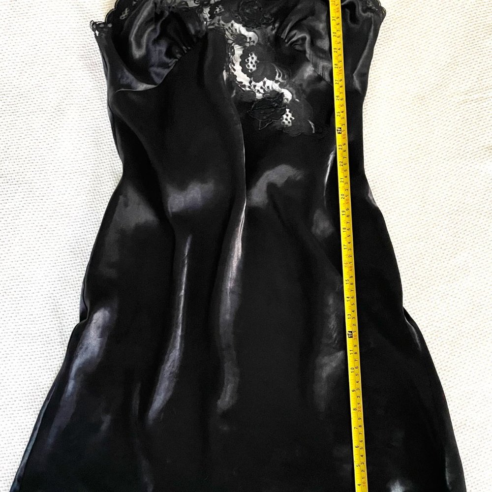 Mint Sz L Gold lable Victoria’s Secret Black Nightgown Lace Trim